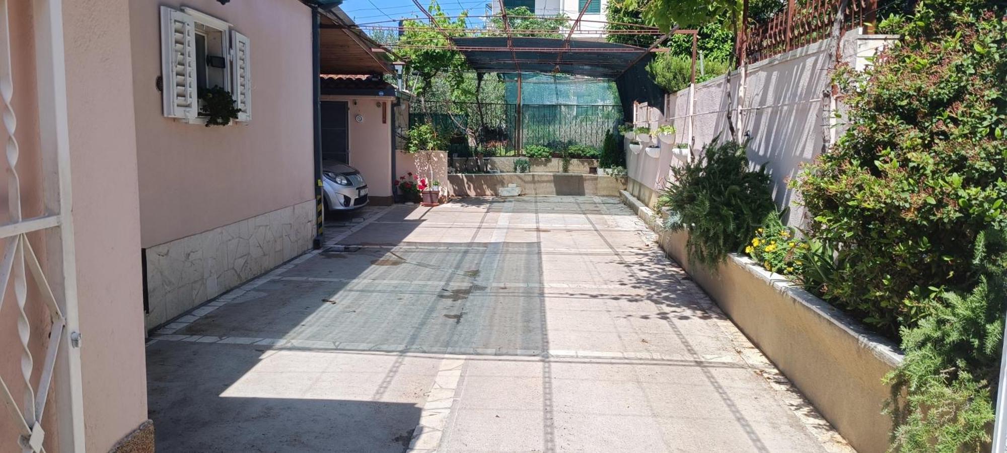 Studio Apartments Fabjanac Трогир Екстериор снимка