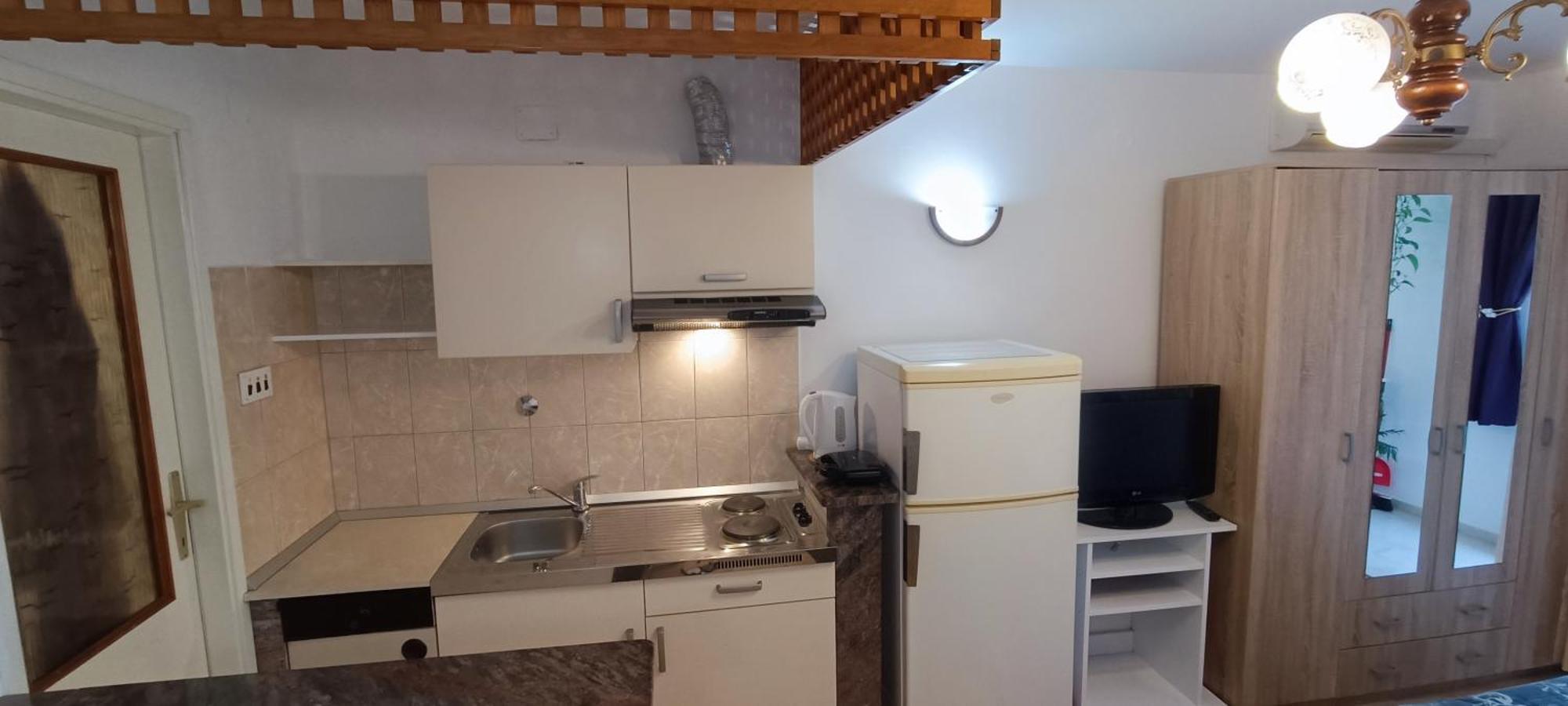 Studio Apartments Fabjanac Трогир Екстериор снимка